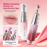 Hydrating Lip Gloss with glossy finish